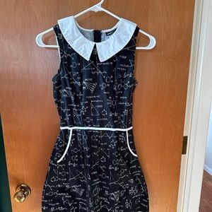 Retrolicious sleeveless science dress size small